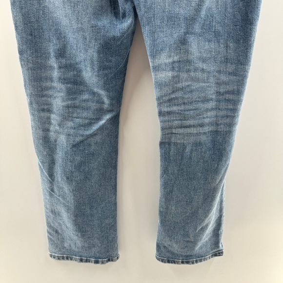 Aeropostale Men’s Athletic Straight Jeans – Medium Wash, Size 31x32 - Picture 5 of 8